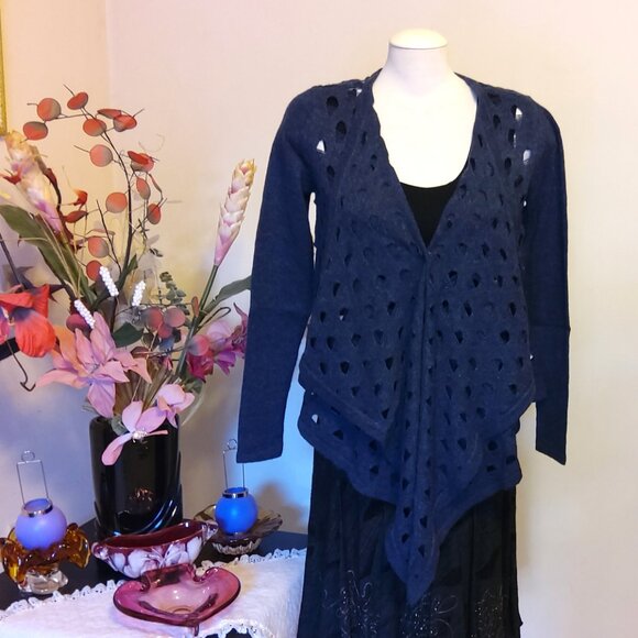 NWT mac & jac Women’s Blue Lightweight Long Sleeve Crochet Cardigan Sweater M - Picture 5 of 7